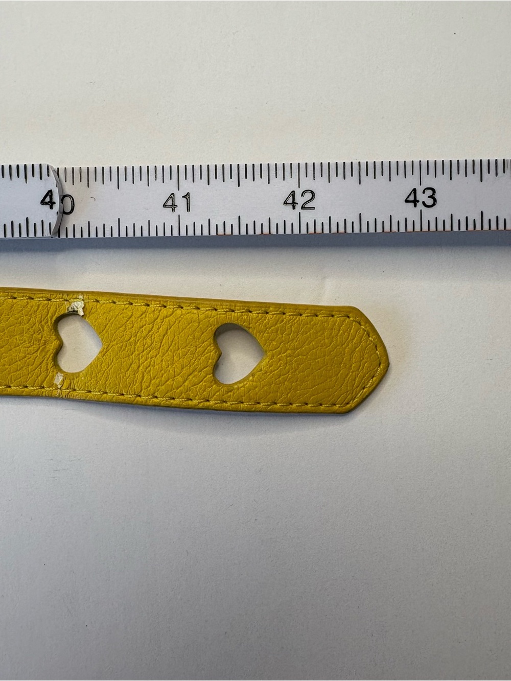 Fun Bright Yellow Heart Cutout Skinny Belt Y2K Dopamine Dressing Vegan Leather - Picture 5 of 5